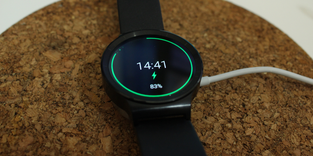 huawei-watch-charging