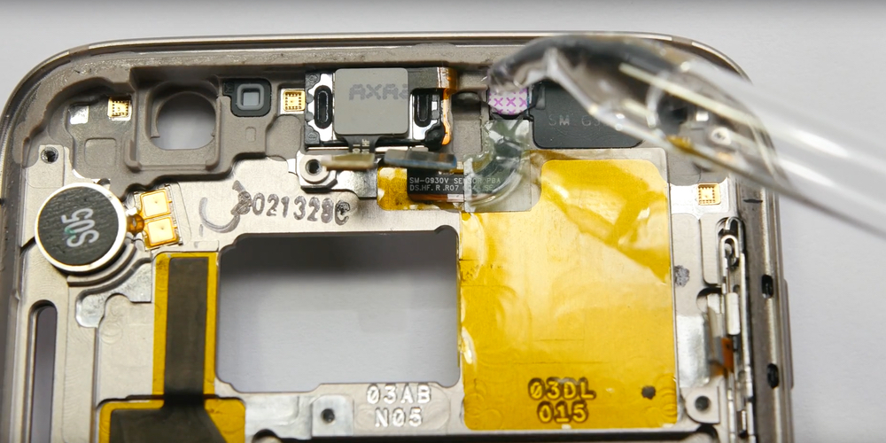 galaxy-s7-inside