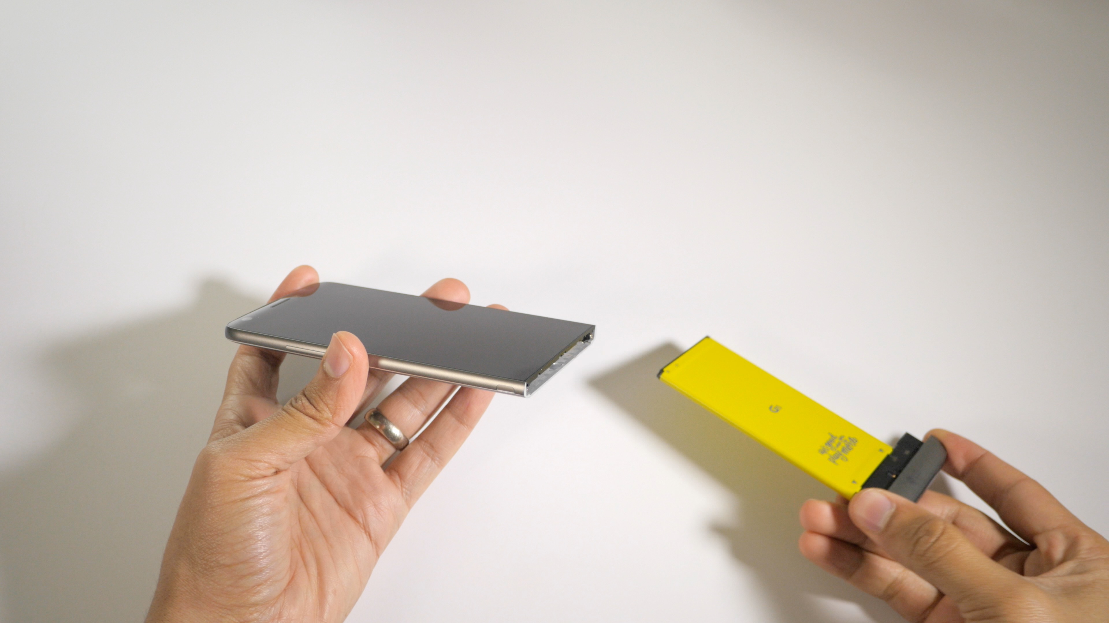 LG G5 Unboxing First Thoughts