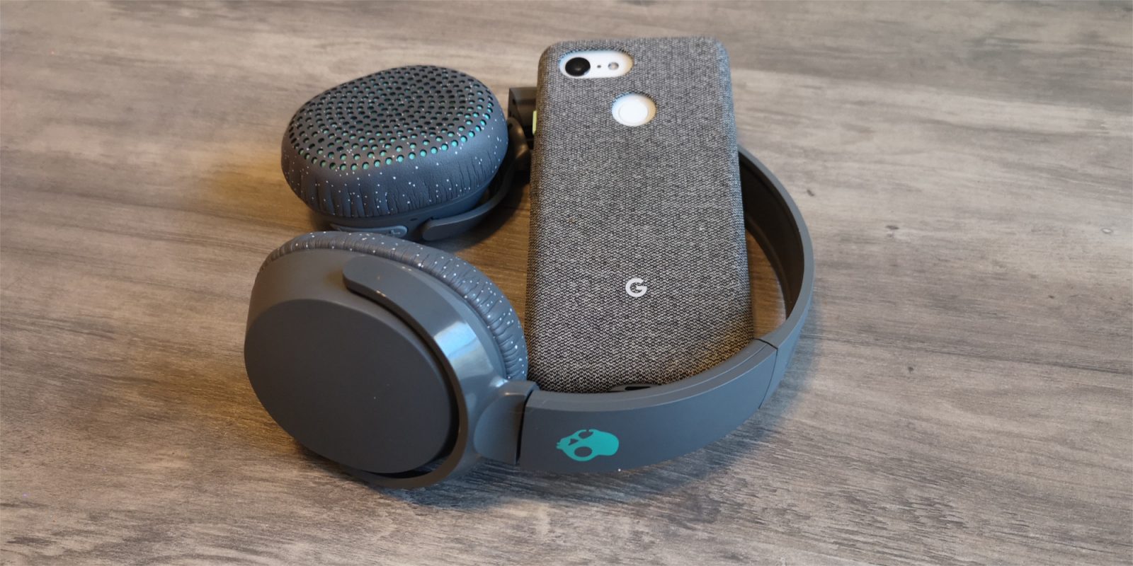 Skullcandy Riff wireless headphones