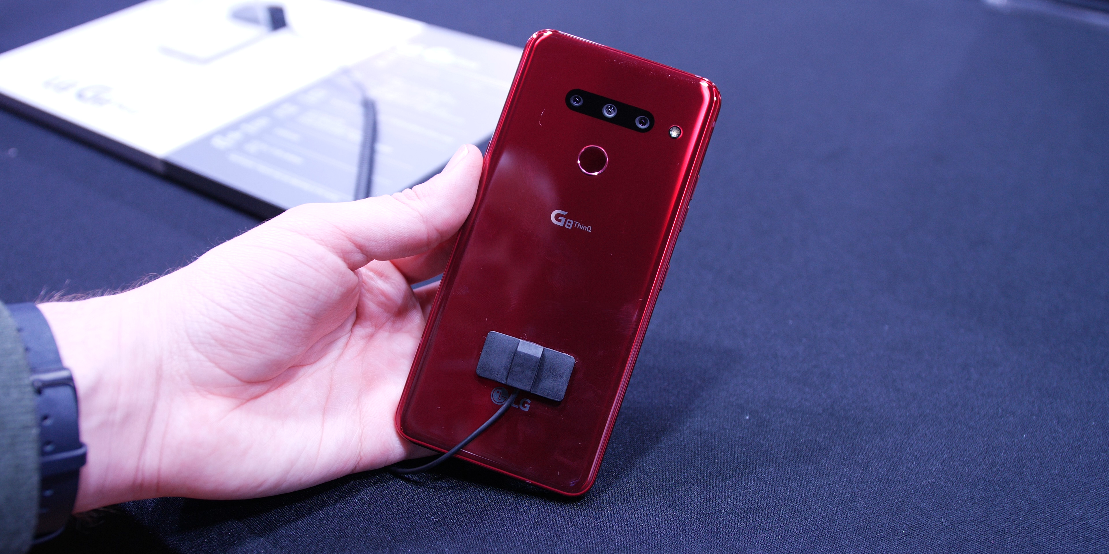 LG G8 ThinQ Design and Hardware
