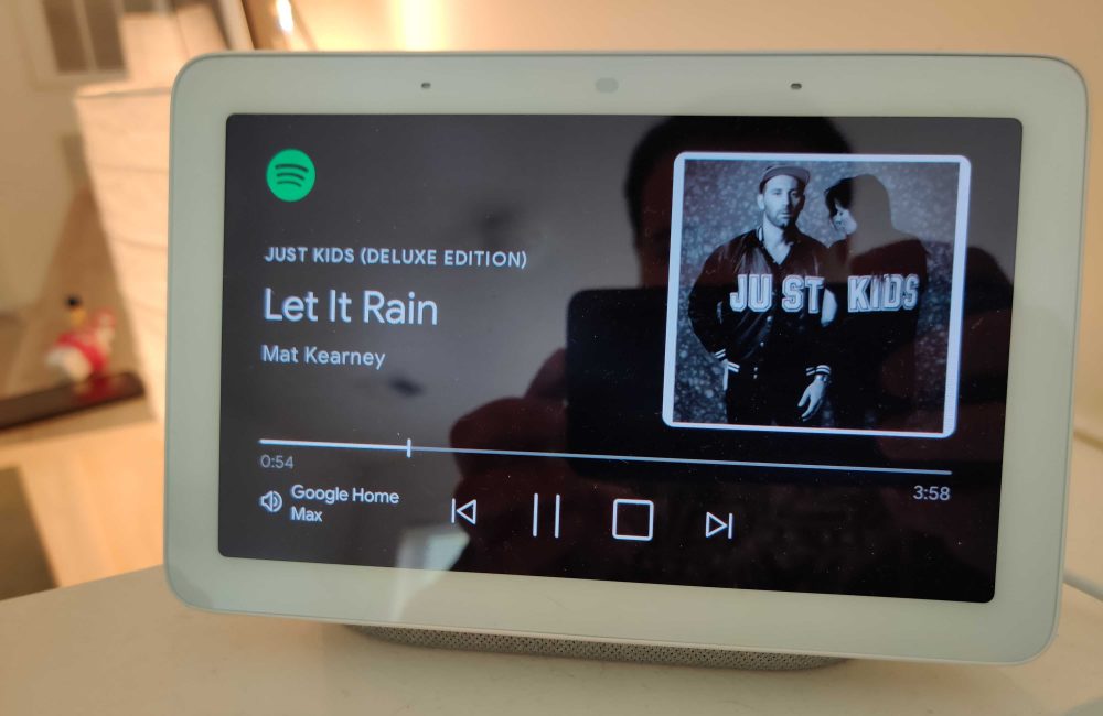 Smart Display speaker groups