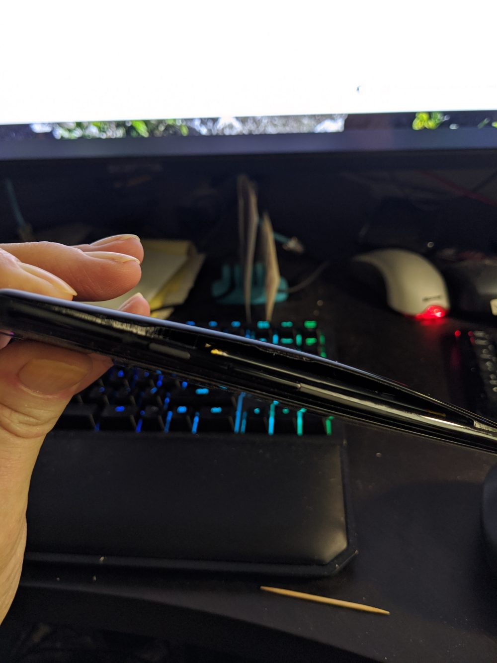 Pixel 3 swollen battery issues