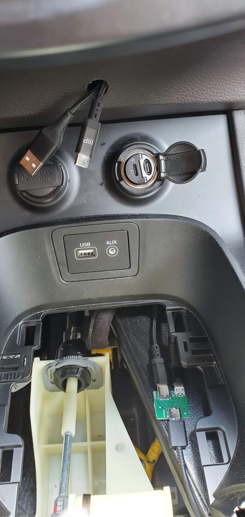 Android Auto fast charging dongle installed