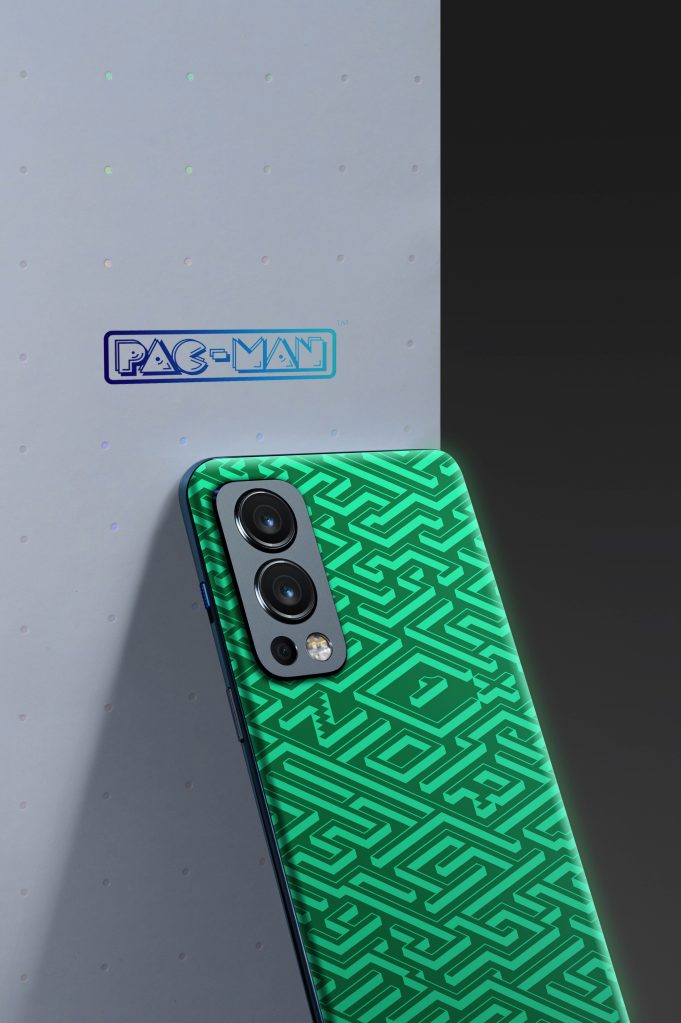 pac-man oneplus nord 2