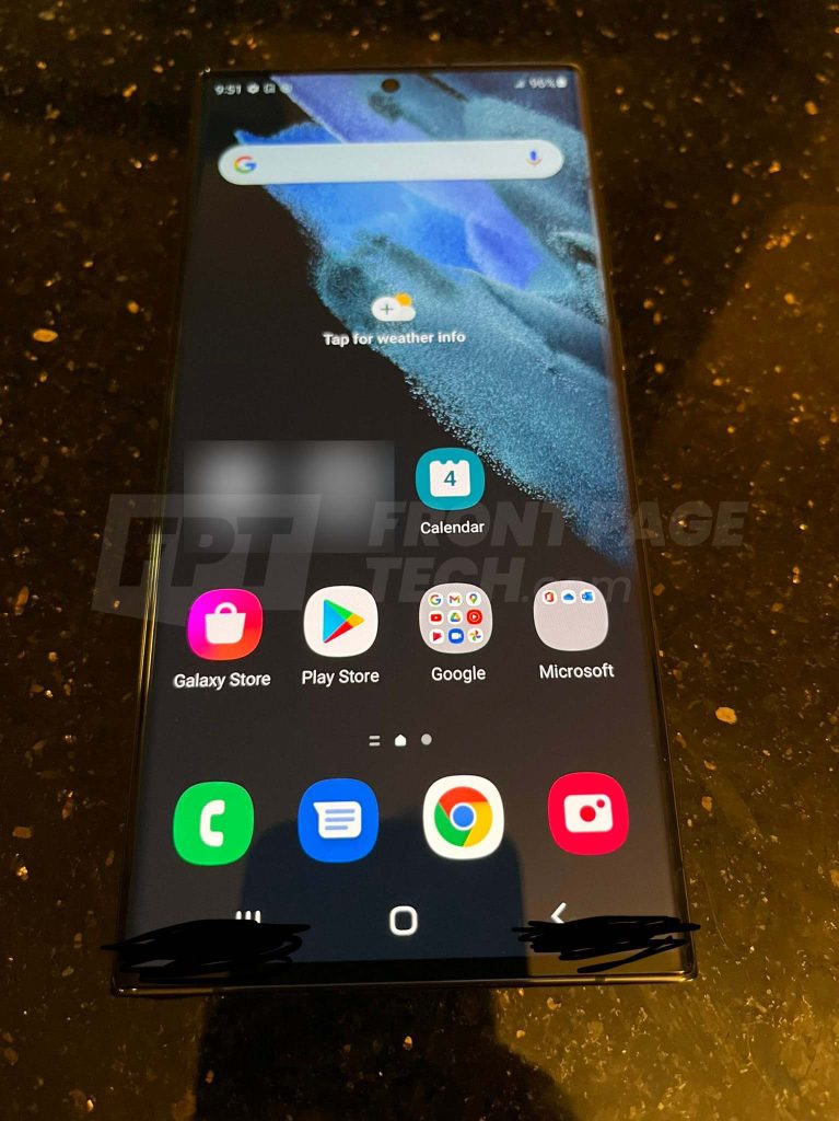 Galaxy S22 Ultra front, app launcher