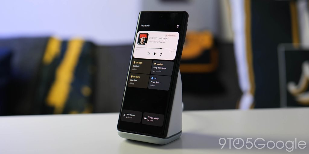 Pixel Stand media control UI