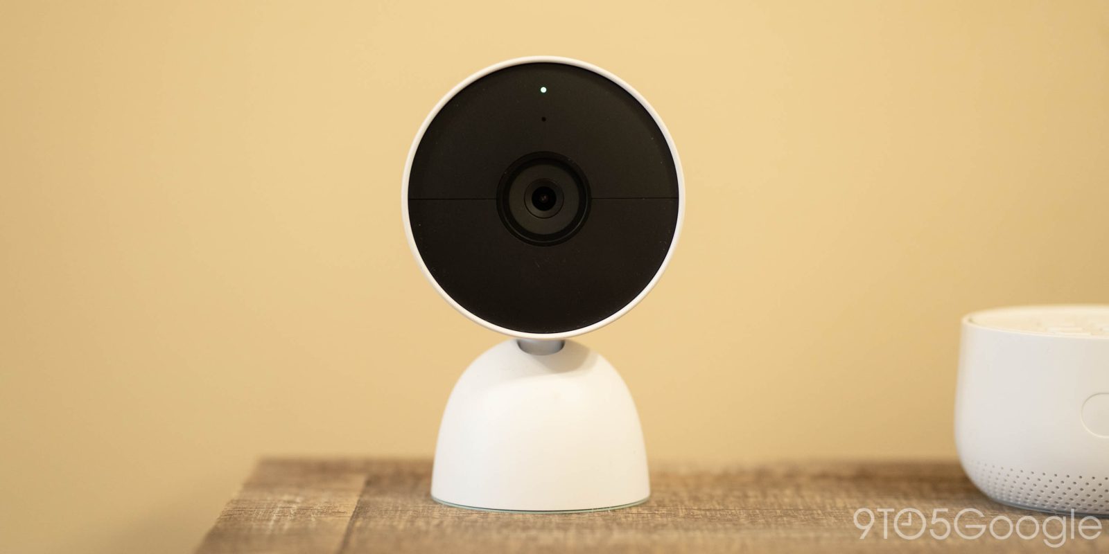 google nest cam battery stand