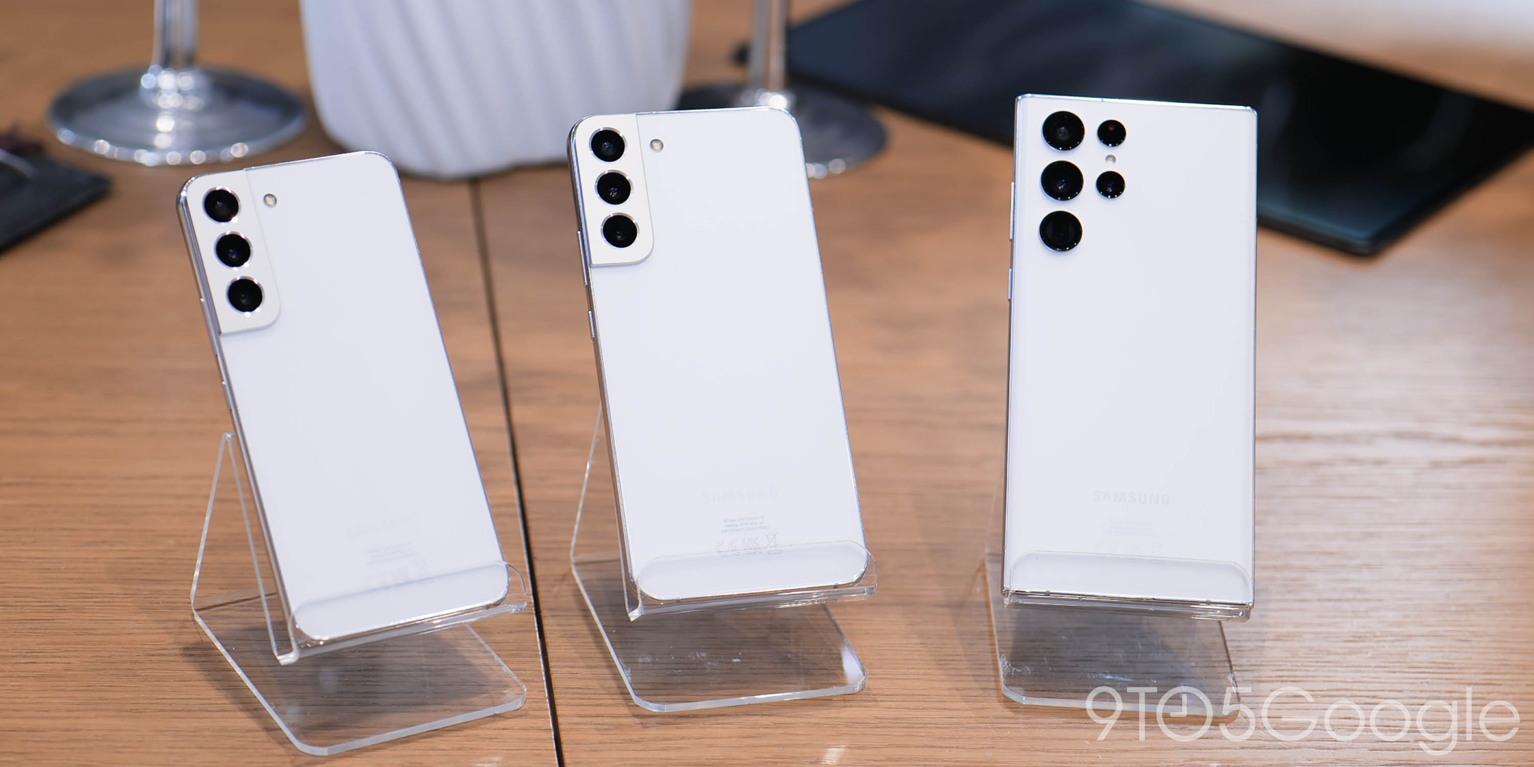 Entire galaxy s22 series in white
