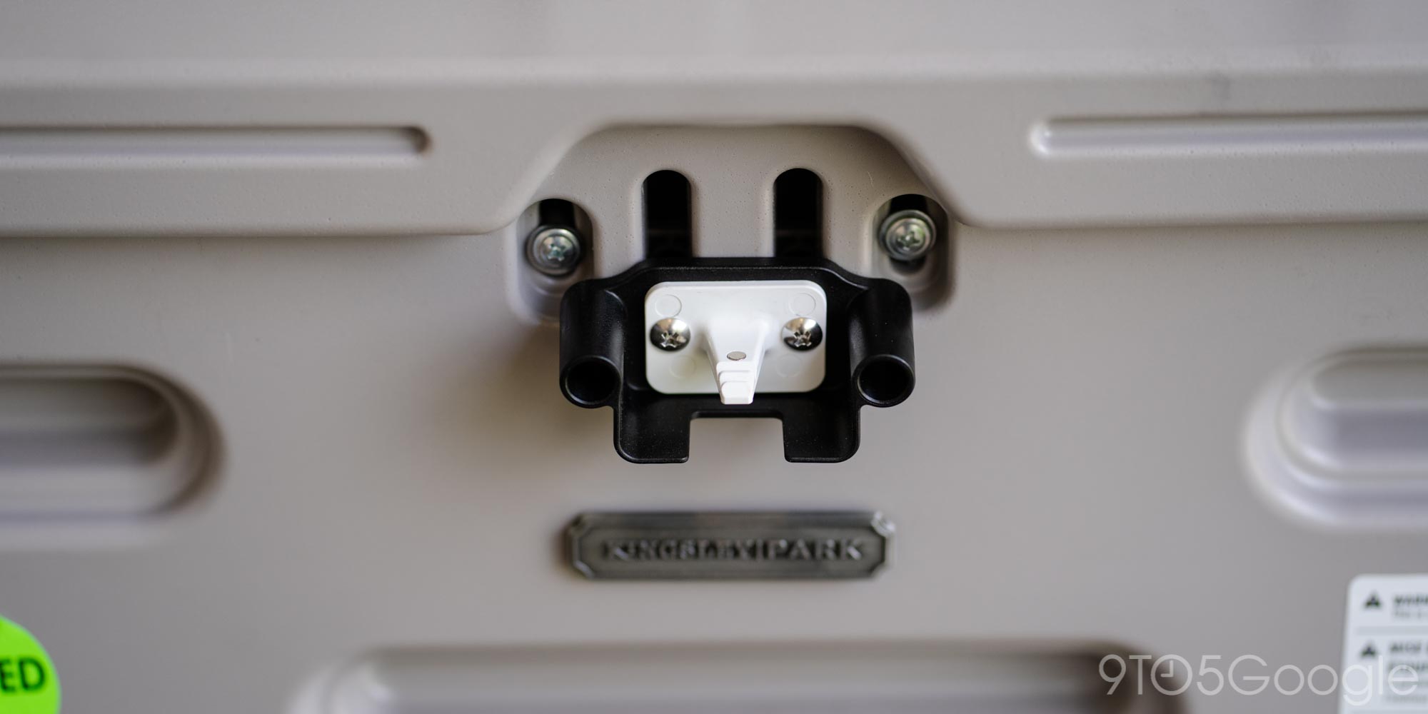 yale smart delivery box lock