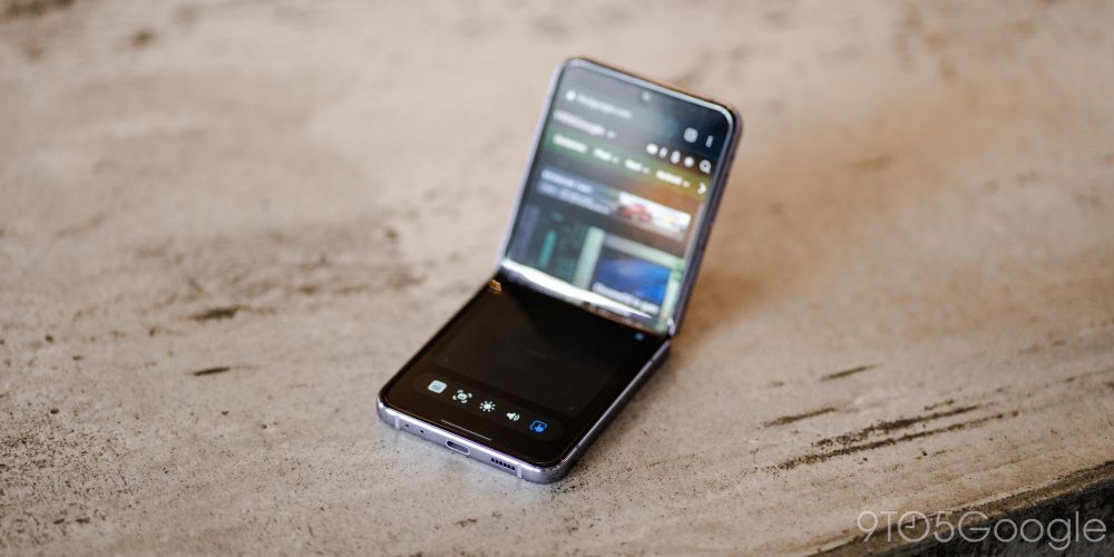 galaxy z flip 4 touchpad flex mode