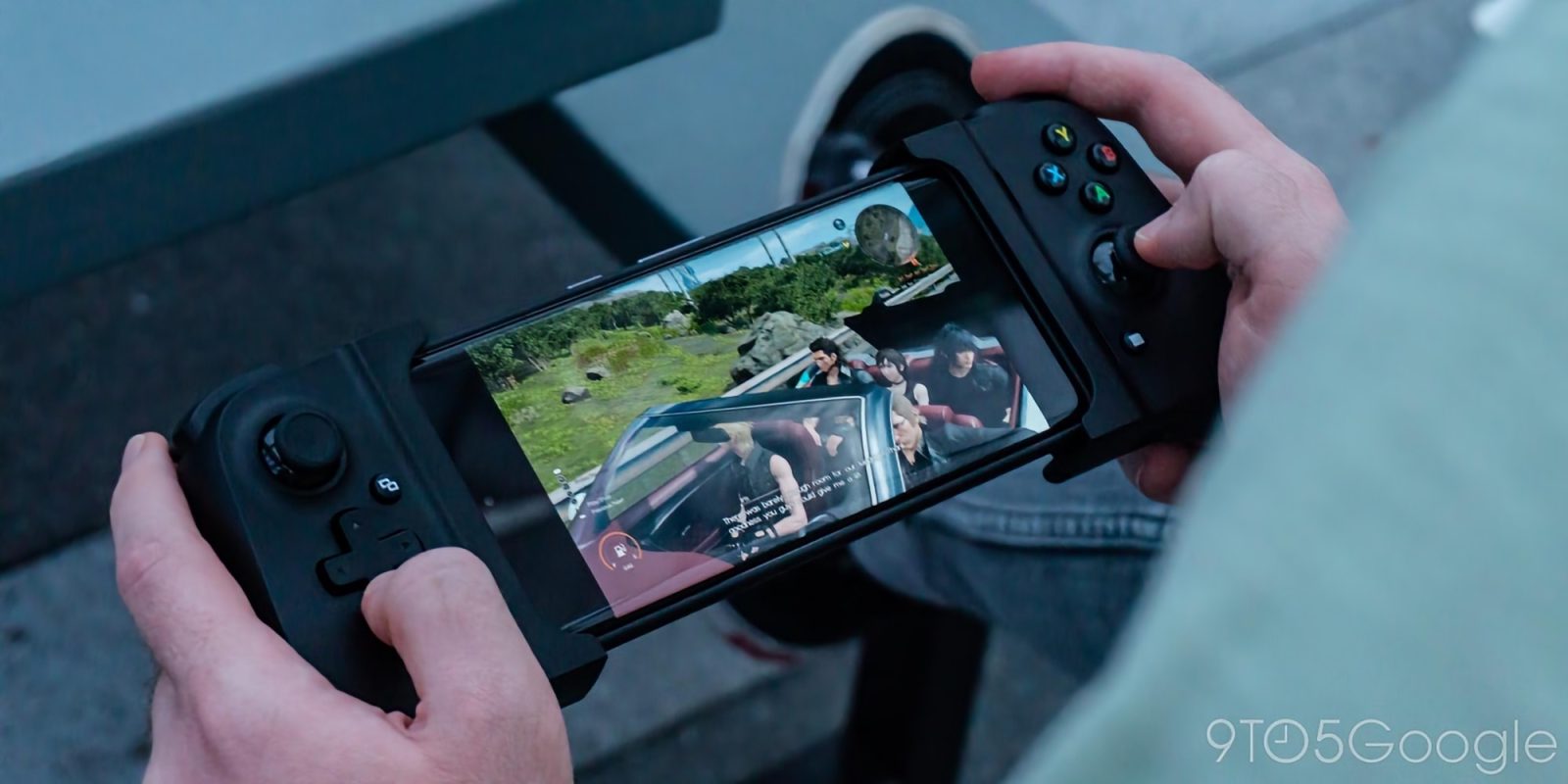 Gamevice Flex on Pixel 7 Pro playing Final Fantasy XV