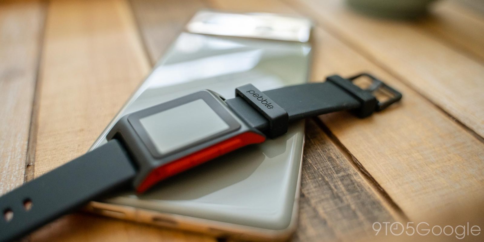 google pixel 7 pebble smartwatch