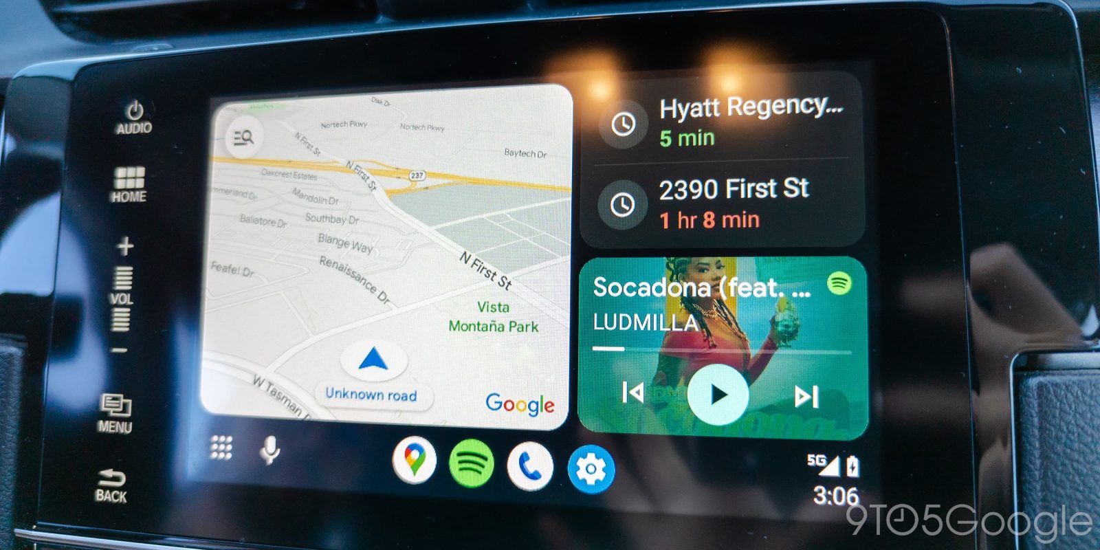 Android Auto taskbar widgets