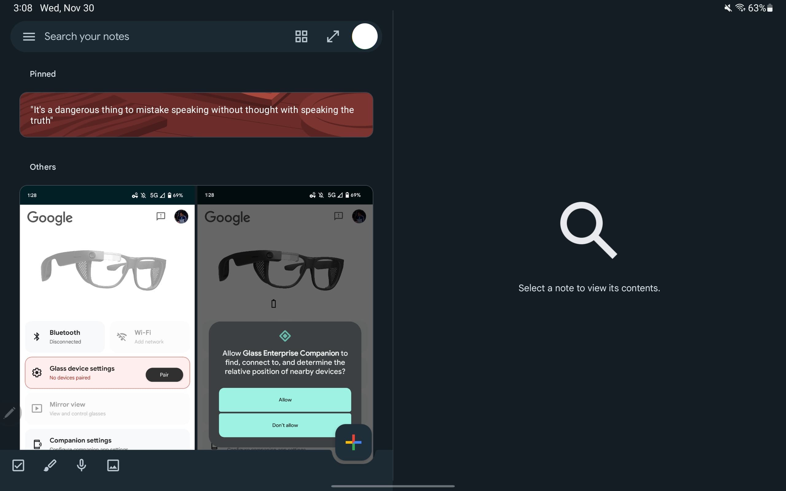 Google Keep dual-pane tablet