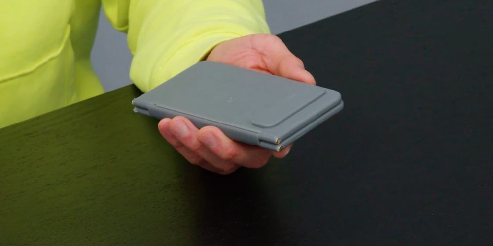 google pixel fold case model leak