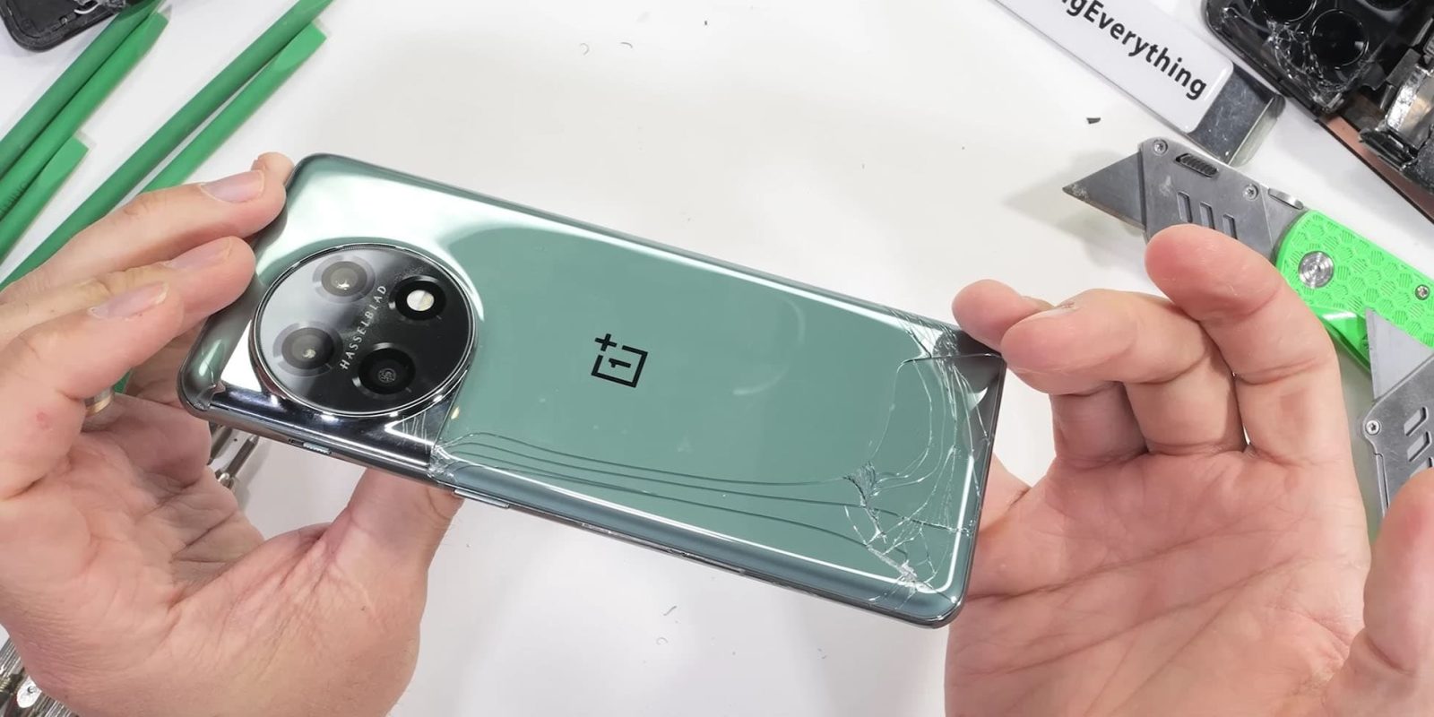 oneplus 11 bend test