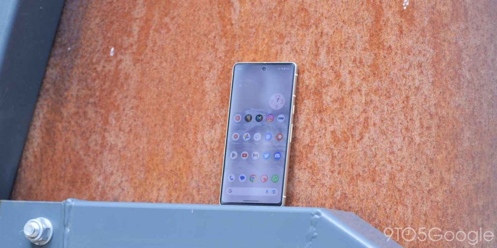Google Pixel 7 screen