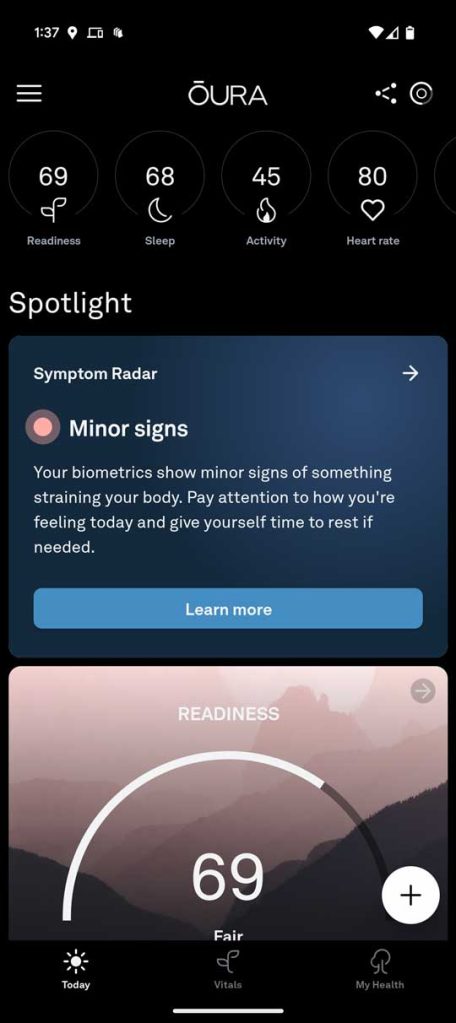 Oura app displaying symptom radar and daily stats.