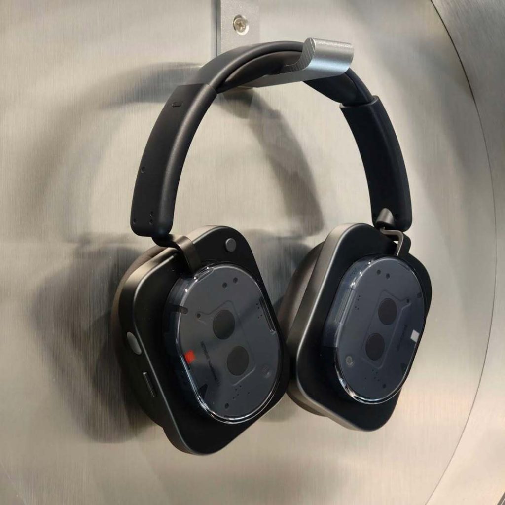Nothing Headphones (1) in black.